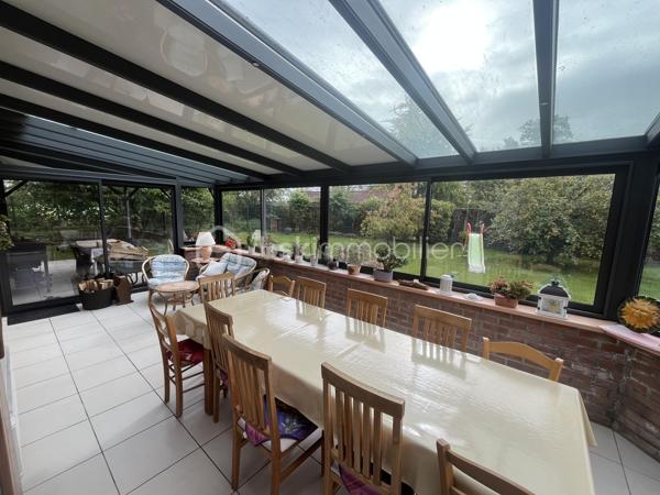 Je vous propose de découvrir cette maison par ses extérieurs. 
Elle présente 140 mètres carrés habitables, de 2005, parfaitement agencée. 
Propose quatre belles chambres, avec la possibilité d'en aménager une cinquième au rez-de-chaussée, qui pourrait être totalement indépendante et constituer une éventuelle suite parentale.
Dispose également d'une jolie véranda donnant sur un jardin parfaitement exposé et agrémenté de plusieurs arbres fruitiers. 
J'insiste sur l'état technique irréprochable de cette maison (pas de TRAVAUX à prévoir, pas d'ENTRETIEN ), un véritable atout.
Alors, si cette première présentation vous donne envie d'en savoir davantage, contactez moi.
Je serai ravi que vous la découvriez en ma compagnie.