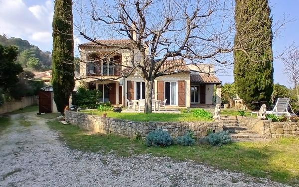 Maison à vendre    4 pièces • 125,82 m2 Bagnols-sur-Cèze