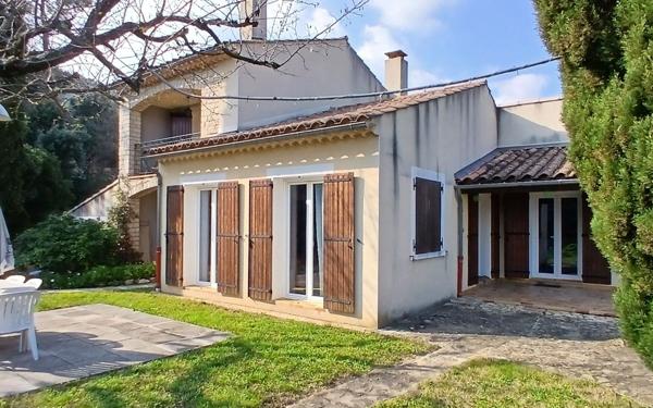 Maison à vendre    4 pièces • 125,82 m2 Bagnols-sur-Cèze