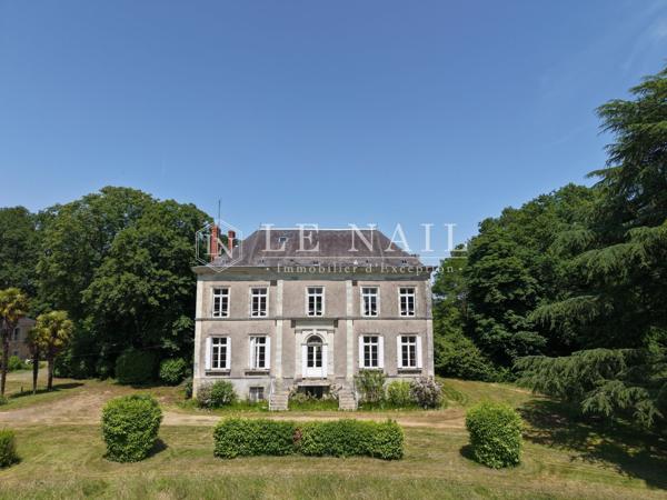 Élégant château du XIXe siècle en Haut Anjou