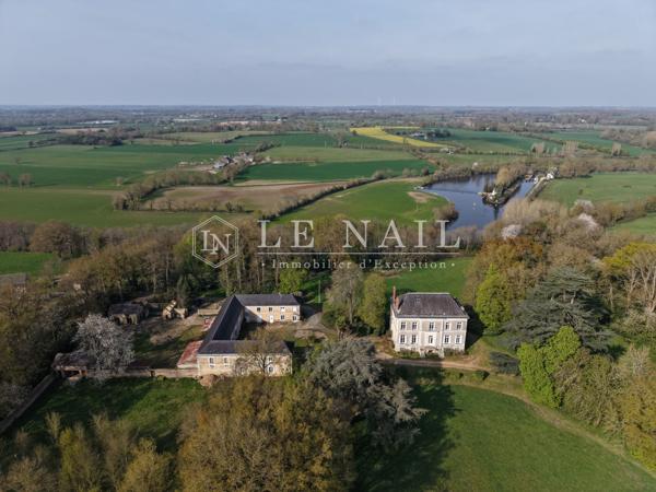 Élégant château du XIXe siècle en Haut Anjou