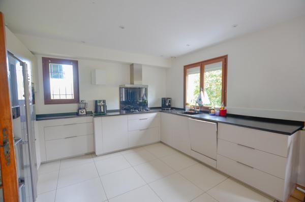 Maison Ascain 5 pièce(s) plain-pied de 137 m2