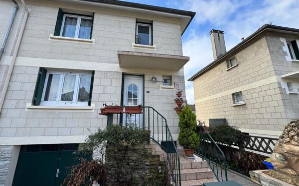 Maison à vendre    5 pièces •  Drancy