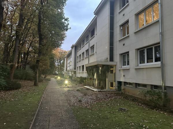 Appartement à vendre à Avrillé dans le Maine-et-Loire (49240), ref : 49098-1390