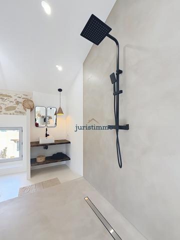 Entrechaux (84340) Mazet en pierre rénové avec piscine – charme et rénovation contemporaine
