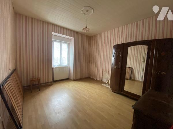 Maison à rénover, avec fort potentiel.