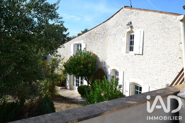 Maison à vendre 5 pièces 139 m² Salles-d'Angles