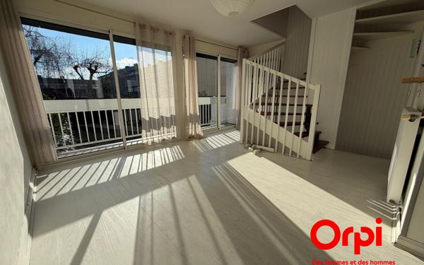 Maison à vendre    4 pièces •  Montigny-le-Bretonneux