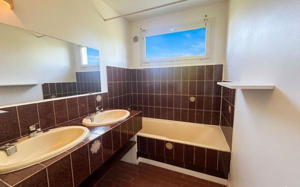 Appartement à vendre    2 pièces • 54,27 m2 Ris-Orangis