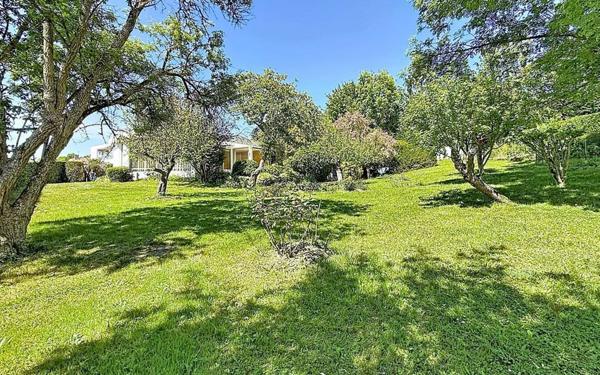 Maison à vendre    6 pièces • 184,19 m2 Santeny