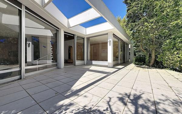 Maison à vendre    6 pièces • 184,19 m2 Santeny