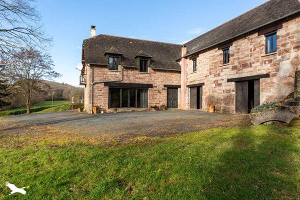 Maison à vendre |  Saint-Cyprien |  6 pièces | 193 m²