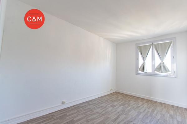 44400 REZE REZÉ CHÂTEAU - Appartement 4 pièces 75 m²