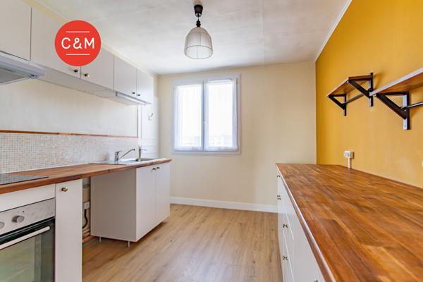 44400 REZE REZÉ CHÂTEAU - Appartement 4 pièces 75 m²