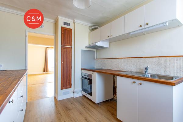 44400 REZE REZÉ CHÂTEAU - Appartement 4 pièces 75 m²