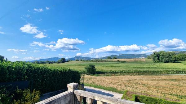 Maison d'habitation + T2 Indépendant