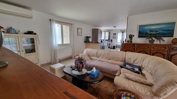 Maison d'habitation + T2 Indépendant