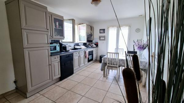 Maison d'habitation + T2 Indépendant