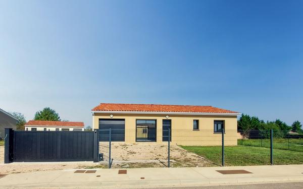 Maison à vendre    4 pièces •  Bressols