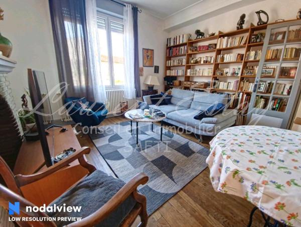 Immeuble de 3 lots avec Jardin