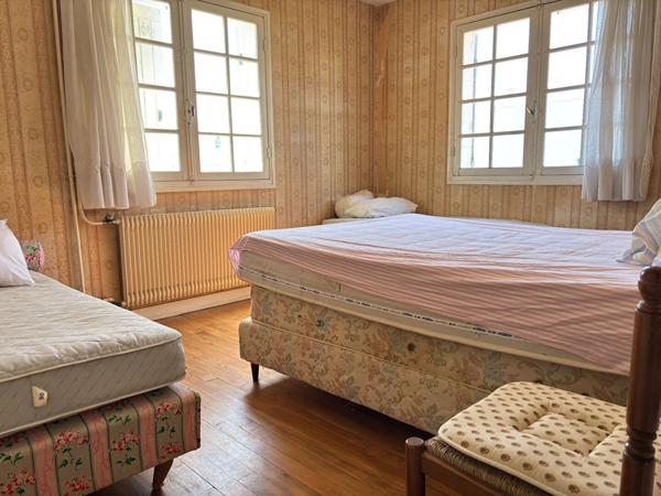 Maison T3 + dépendances VAUX-SUR-MER Vaux sur mer