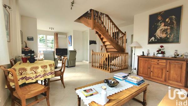 Maison 5 pièces de 151 m² à Nice (06100)