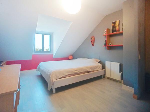 Maison à vendre aux Ponts de Cé Quartier La Guillebotte - 5 chambres avec vie de plain pied proche commodités à pieds