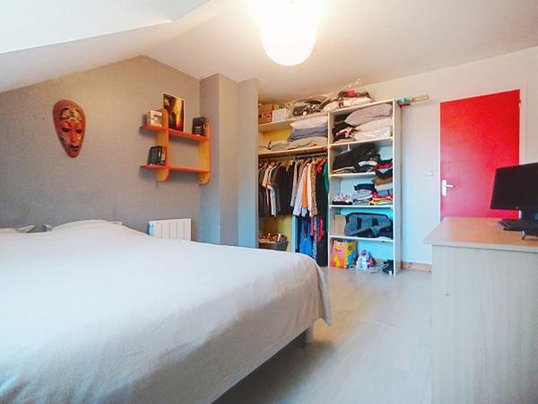 Maison à vendre aux Ponts de Cé Quartier La Guillebotte - 5 chambres avec vie de plain pied proche commodités à pieds