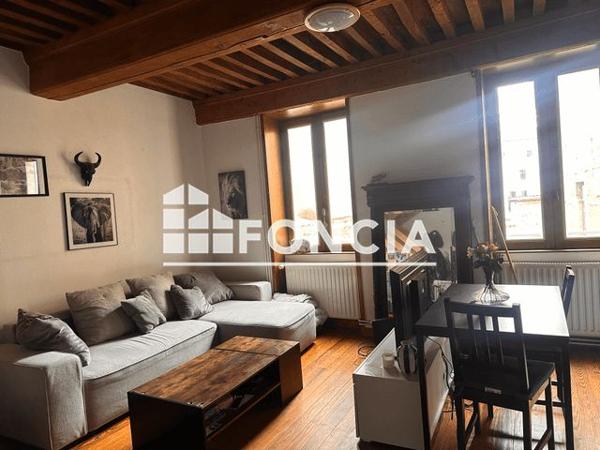 Location Appartement 3 pièces 56.95 m² - 54 GRANDE RUE Thoissey 01140