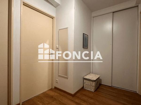Location Appartement 3 pièces 56.95 m² - 54 GRANDE RUE Thoissey 01140