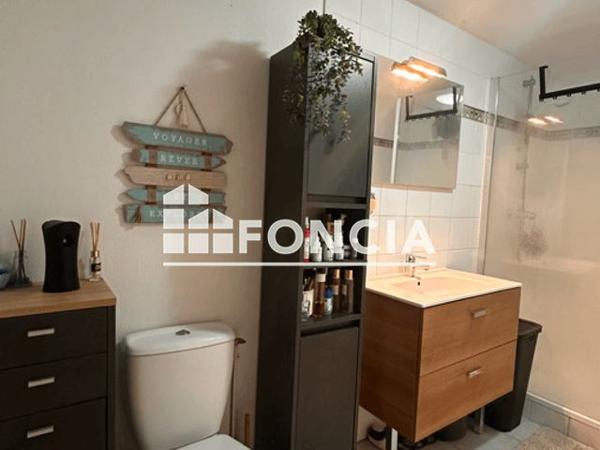 Location Appartement 3 pièces 56.95 m² - 54 GRANDE RUE Thoissey 01140