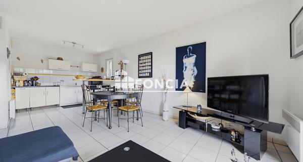 À vendre Appartement 3 pièces 64.18 m² - Villenave-d'ornon 33140
