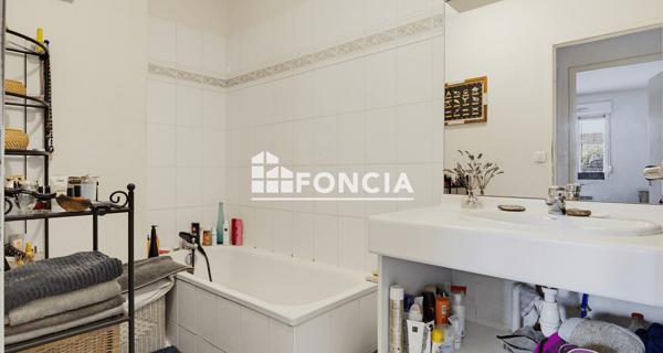 À vendre Appartement 3 pièces 64.18 m² - Villenave-d'ornon 33140