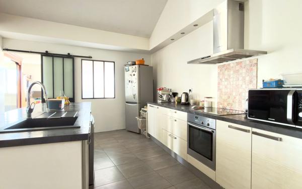 Maison à vendre    5 pièces • 108 m2 Salon-de-Provence