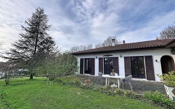 Maison à vendre    4 pièces • 137,59 m2 Arcangues