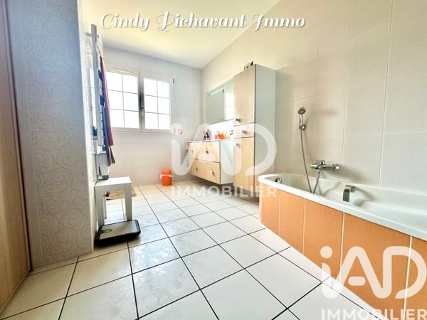 Maison à vendre 4 pièces 140 m² Saujon