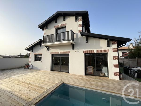Maison à vendre  6 pièces - 125,59 m 2   ARCACHON  - 33