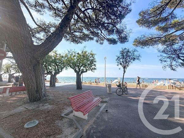 Maison à vendre  6 pièces - 125,59 m 2   ARCACHON  - 33