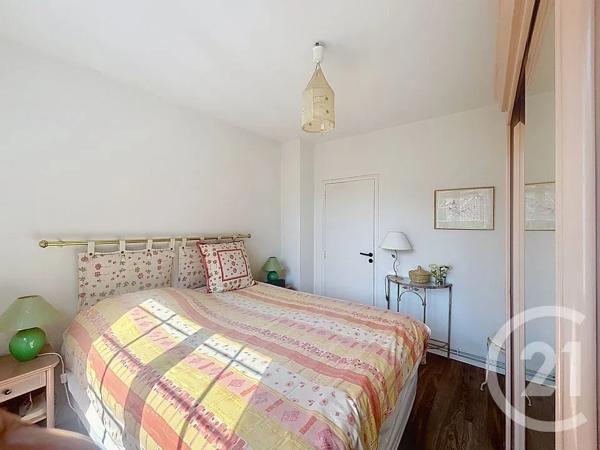Maison à vendre  6 pièces - 125,59 m 2   ARCACHON  - 33