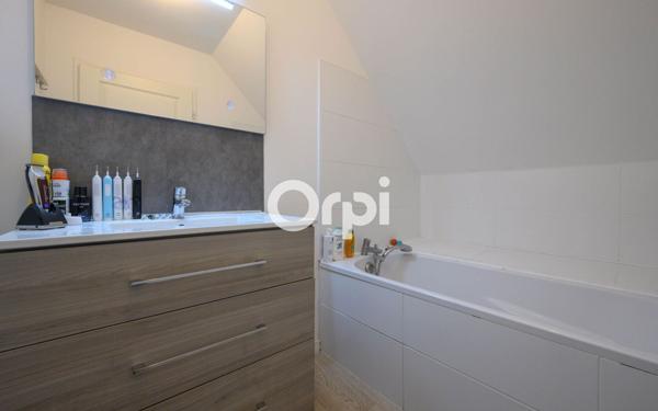 Maison à louer    5 pièces •  Hazebrouck