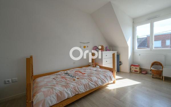 Maison à louer    5 pièces •  Hazebrouck