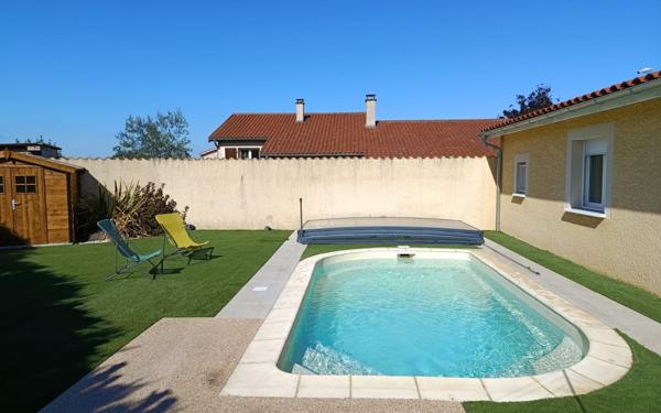 Maison à vendre    4 pièces •  Taluyers