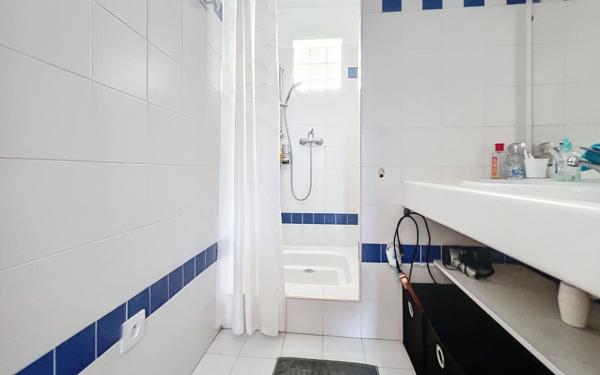 Appartement à vendre    2 pièces • 27,03 m2 Fréjus