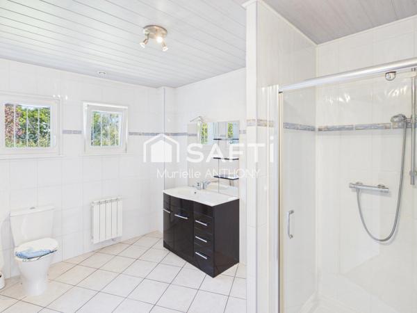 RARE. SUPERBE MAISON ENTIEREMENT RENOVEE !