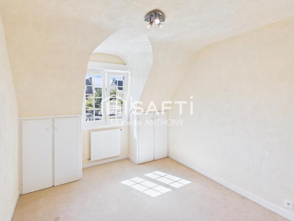 RARE. SUPERBE MAISON ENTIEREMENT RENOVEE !
