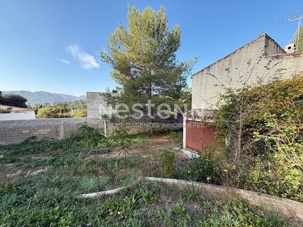 Maison de 68M2 sur un terrain de 1 800m2 - Secteur de LES CAMOINS