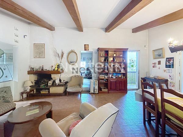 Maison de 68M2 sur un terrain de 1 800m2 - Secteur de LES CAMOINS