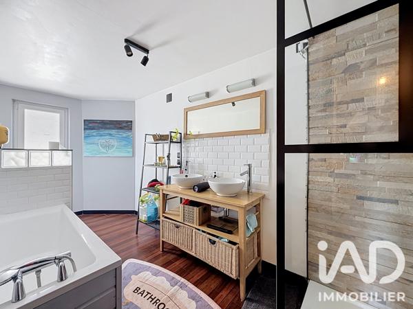 Maison à vendre 5 pièces 125 m² Loire-Authion