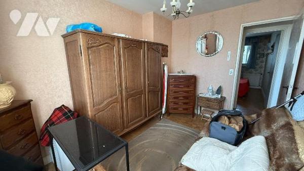 A vendre - Châlons-en-Champagne, secteur Palais des Sports Pierre de Coubertin - Appartement T4...