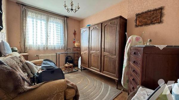 A vendre - Châlons-en-Champagne, secteur Palais des Sports Pierre de Coubertin - Appartement T4...